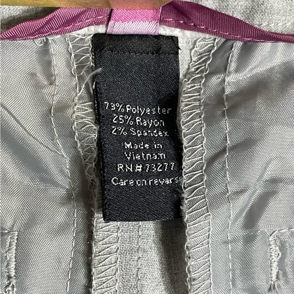 Apt. 9 Women's Gray Curvy Fit Straight Leg Trousers, Sz 2, Excellent Condition - Picture 8 of 16